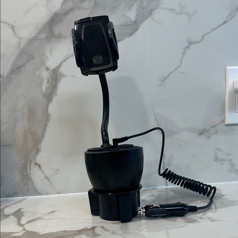 Black Car Phone Mount